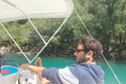 Desde Aix: Lavandas y picnic en barco en las Gargantas del VerdonDesde Aix: Lavandas y picnic en barco en el Gran Cañón