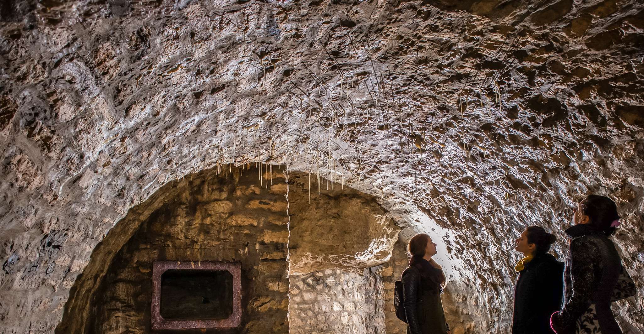 Budapest: Buda Castle Cave Tour photo 10