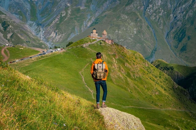 Tbilisi: dagtour naar Kazbegi, Gudauri, Gergeti en Ananuri