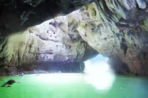 Body Rafting, Caving: utanför allfarvägarna Naturreservat.