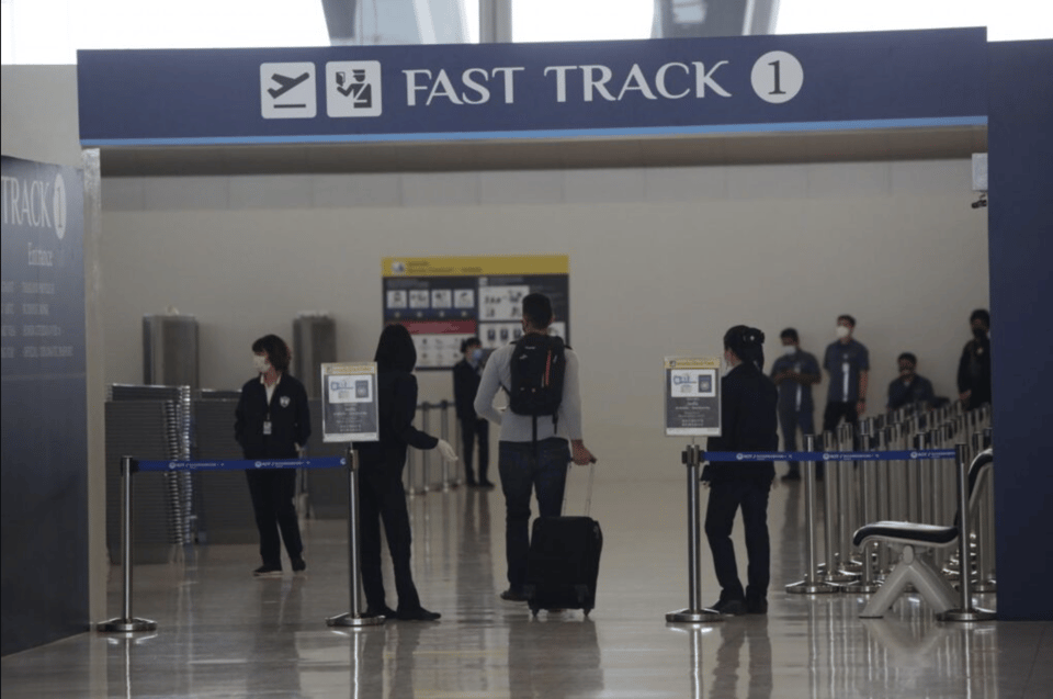 Bangkok luchthaven Fast-track VIP service | GetYourGuide