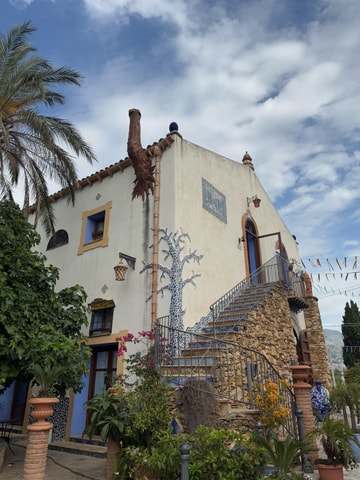 Kunstwandeling in Borgo Parrini met typische proeverij