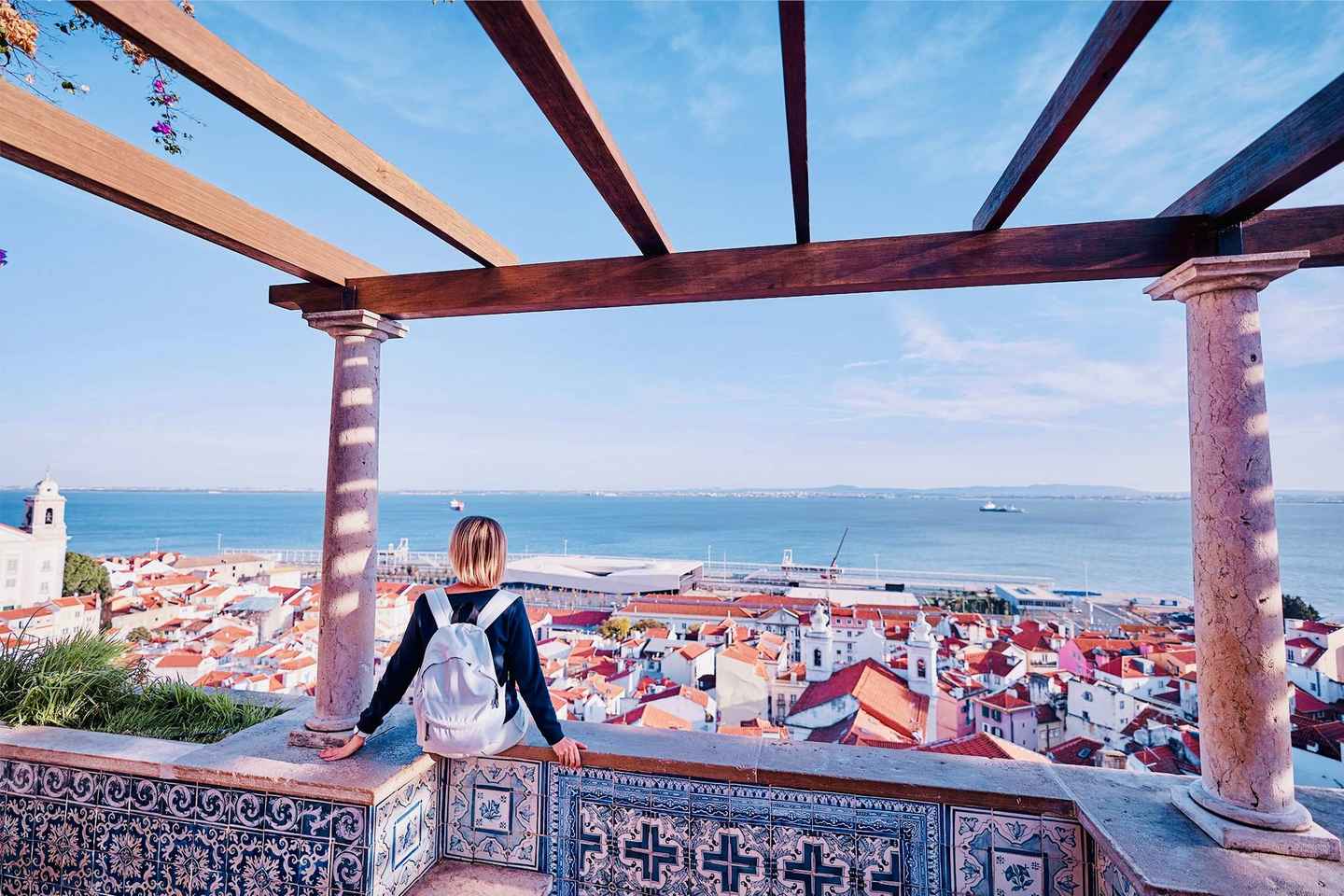 Lisbon: Private Old Town Tuk-Tuk Tour