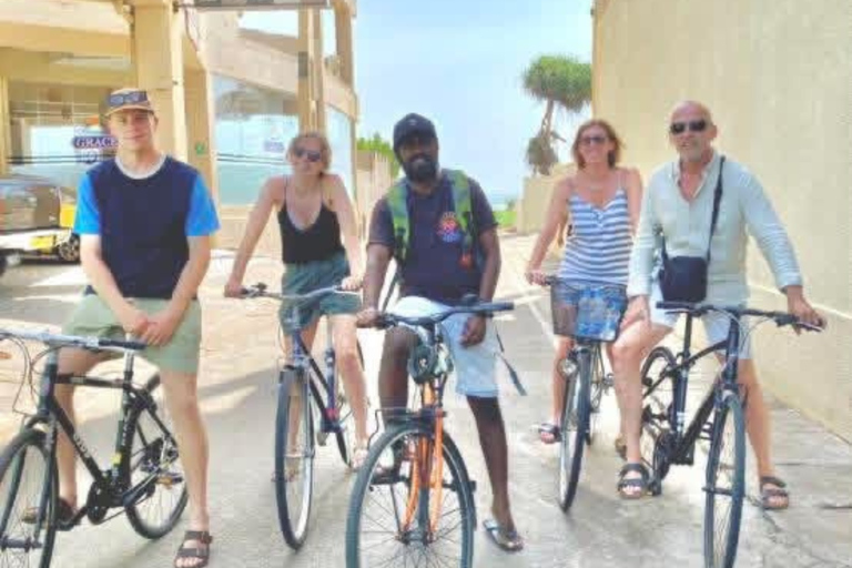 Negombo: Explore the City by Bicycle with a Local Guide
