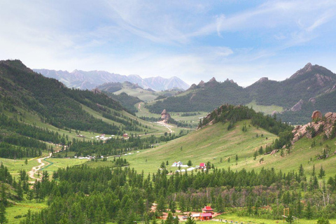 Ulaanbaatar: Guided City Tour with Private Transport