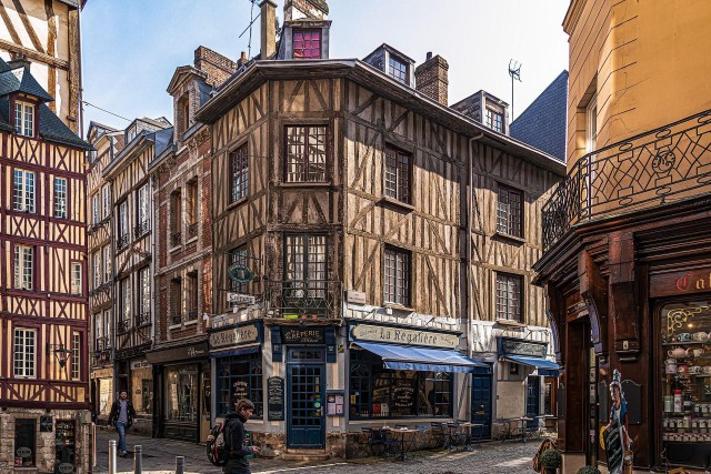 Visit Rouen Private Guided Walking Tour in Bonsecours, France