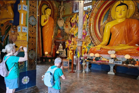 Colombo Religious Harmony Tour: Four Religions Four Cultures