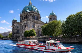 Berlin: 1-stündige Panorama-Bootstour auf der Spree mit Guide (DE/EN)