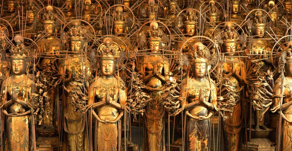 Kyoto: Shrines, Statues, and a Hidden Zen Garden Tour