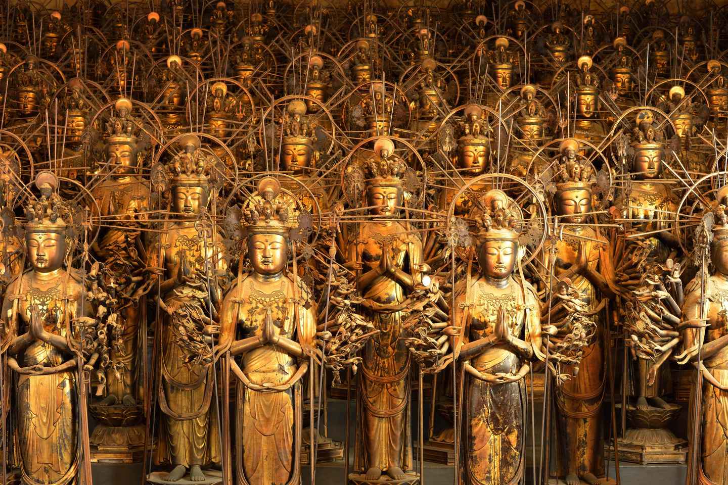 Kyoto: Shrines, Statues, and a Hidden Zen Garden Tour - Kyoto Off Beaten Path Include Entrance Fee
