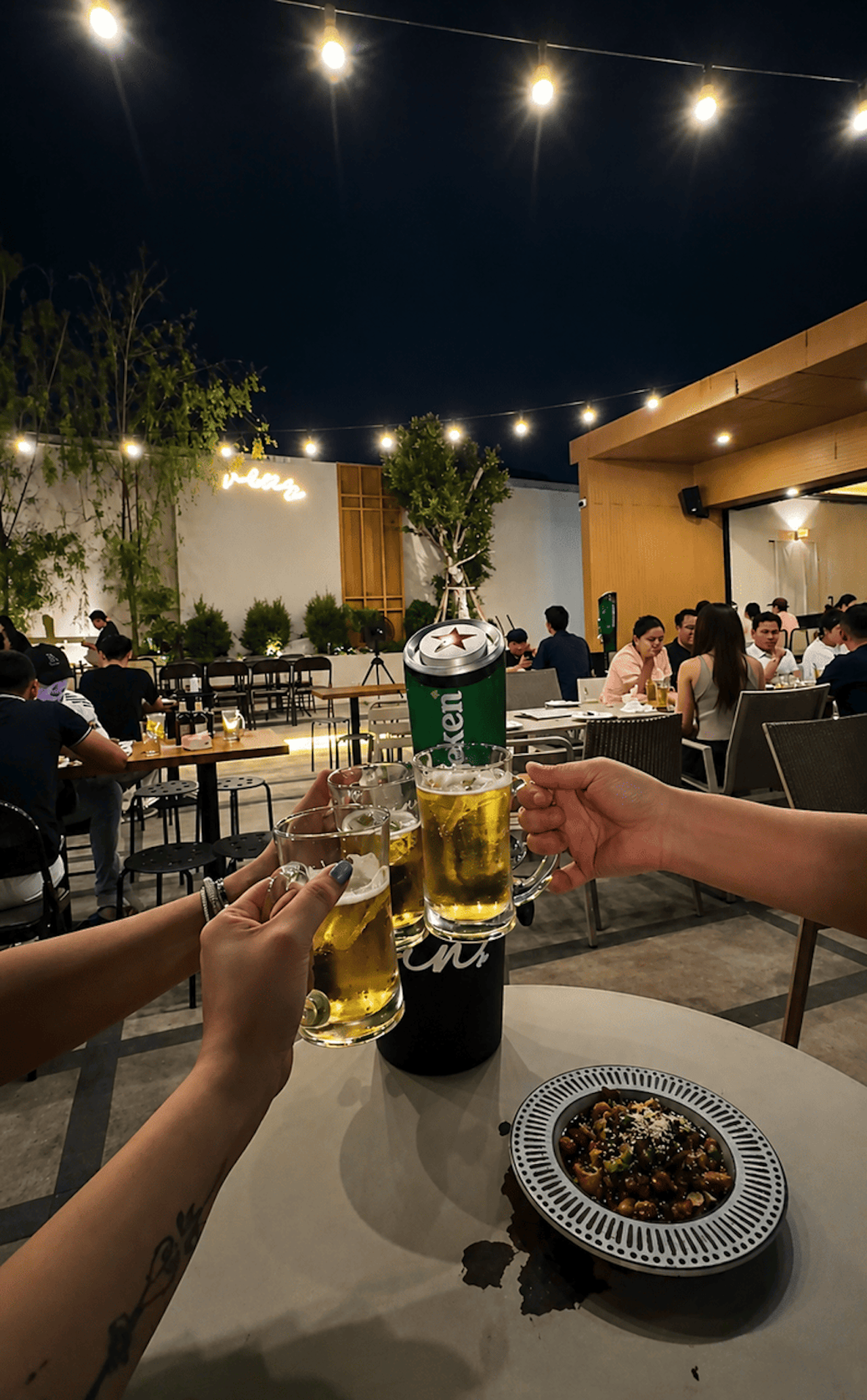 Vientiane: Geführte Kneipentour – lerne neue Freunde kennen