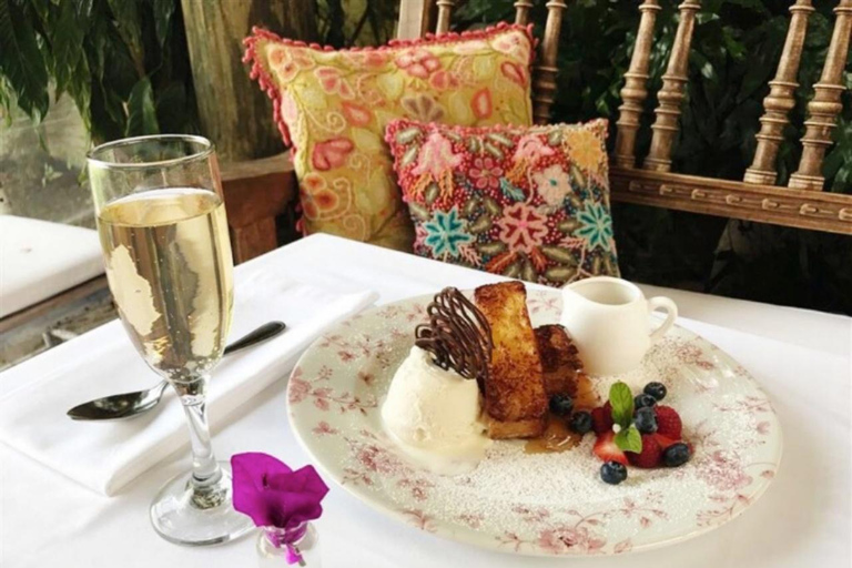 Dinner at Café del Museo Larco restaurant