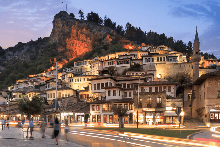 Berat: Guided Walking Tour with Food Tastings