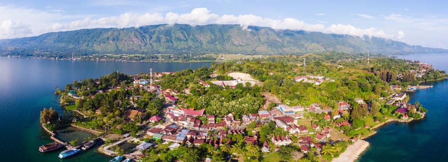 Medan : découvrez le meilleur de Sumatra en une journée d'excursion !