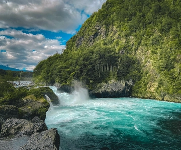 Puerto Montt: Puerto Varas and Petrohué Scenic Half-Day Tour