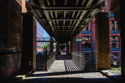 Hambourg : visite découverte - du Westfieldcenter à l&#039;ElbphilharmonieHambourg : quartier des entrepôts, HafenCity et visite du port