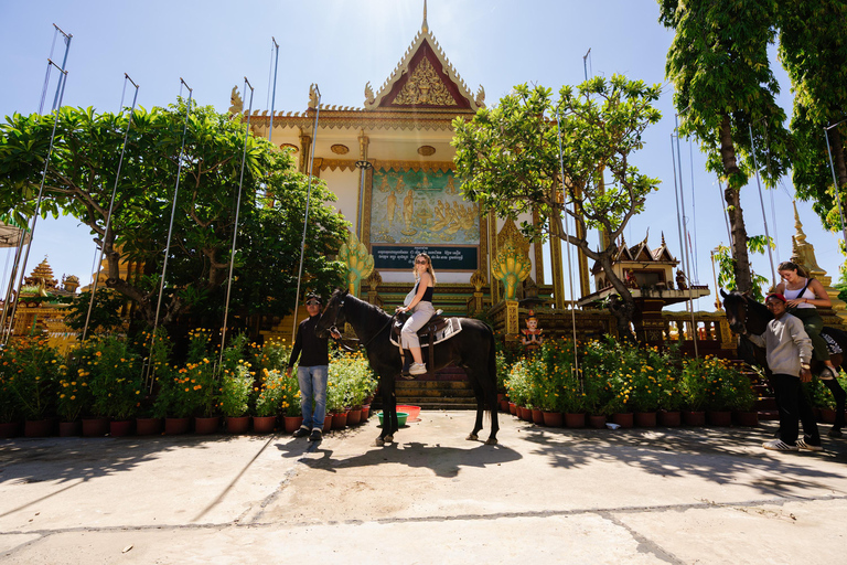 Siem Reap: Private Horseback & Horse-Drawn Carriage Rides (1 hour) Horseback Ride