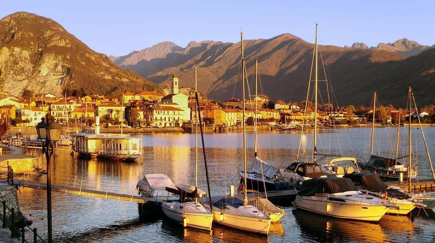Lago Maggiore: Panorama-Sonnenuntergangs-Kreuzfahrt ab Feriolo