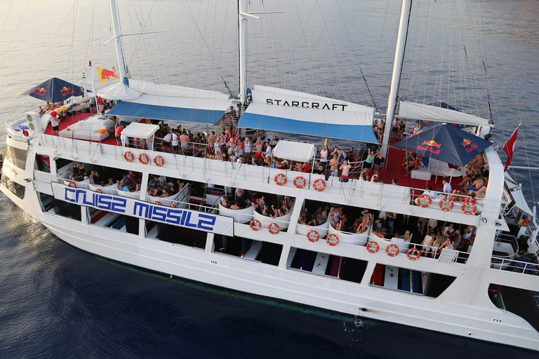 Alanya: All İn-Clusive Luxury Boat Tour With DJ and Party Alanya: Starcraft Boat Without Alcohol