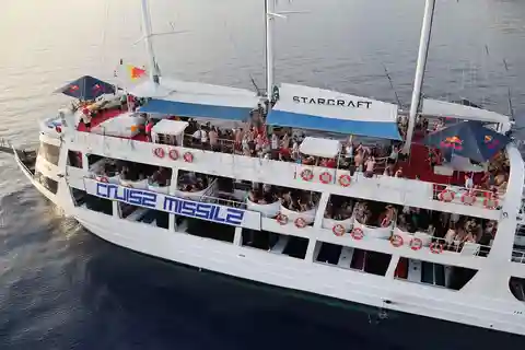 Alanya: All İn-Clusive Luxury Boat Tour With DJ and Party