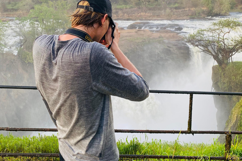 乌干达：3日游——默奇森瀑布与犀牛/黑猩猩追踪之旅乌干达：3日游，包含穆希逊瀑布和犀牛/黑猩猩徒步旅行