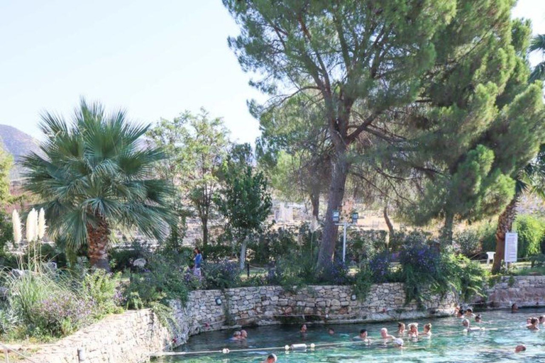 Alanya: escursione di Pamukkale con Hierapolis e la Piscina di CleopatraTour senza tasse d&#039;ingresso