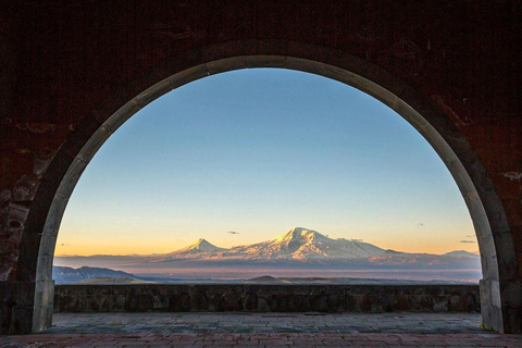 Desde Ereván Excursión de un día a Tsaghkadzor, Geghard y Garni