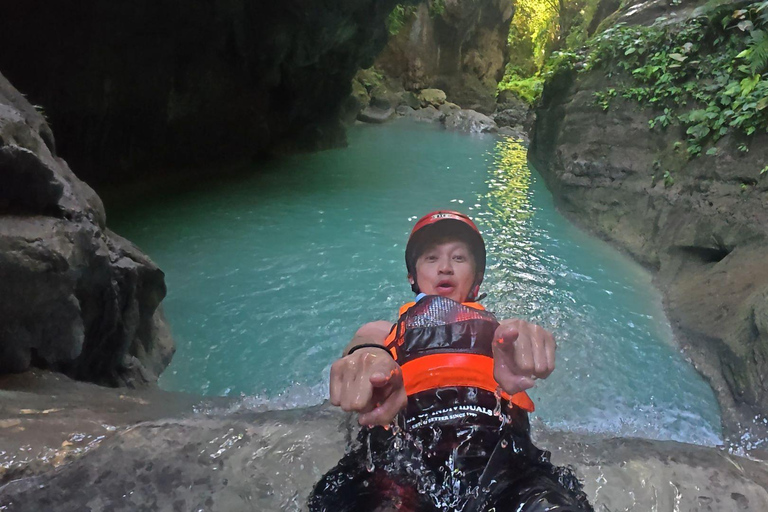 Cebu: Oslob Whaleshark Watching Canyoneering ritiro privato