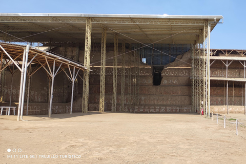 Private tour of Huacas Sol y Luna Private Huacas Sol y Luna Tour