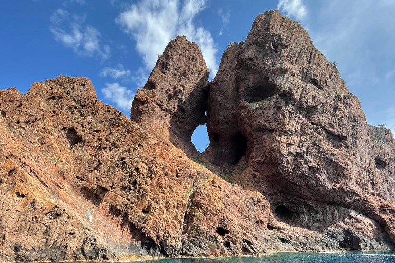 Au départ de Sagone/Cargèse : Tour en bateau de Scandola, Piana et GirolataDe Cargèse : Scandola Girolata Calanques Piana