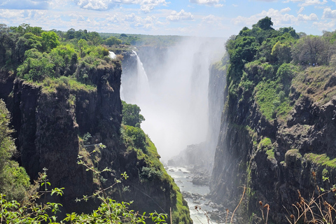 Johannesburg: 3-Day Victoria Falls Tour with Transfers