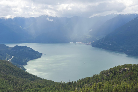 Vancouver: Sea-To-Sky half-day tour, Gondola & luggage