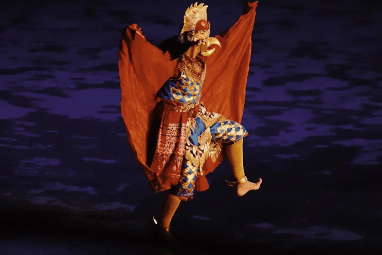 Yogyakarta : Ramayana Ballett Prambanan Show TicketKategorie Sonderklasse - Normale Sitze mit Prime View + Getränk