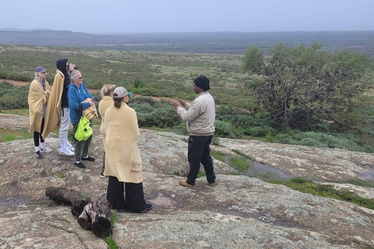 Cape Town: West Coast San Cultural Tour, entry fees & Meal