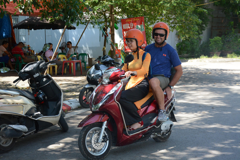 Hanoi: Hidden Streets & Street Food Motorcycle Tour