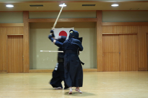 Tokio: Doświadczenie samuraja | Lekcja kendo i darmowe zdjęciaTokio: Naucz się Kendo i zostań samurajem! + Darmowe zdjęcia