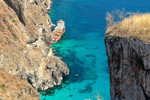 Sterrenlicht aan de kust: een avontuur met een terreinwagen en overnachting op Fazayah BeachSterrenlichtkusten: 4WD-avontuur met overnachting op Fazayah Beach