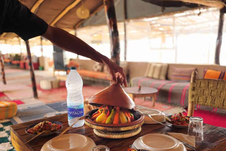 Agafay-Wüste: Quadfahren, Kamelreiten, Mittagessen. Foto: GetYourGuide Agafay-Wüste: Quadfahren, Kamelreiten, Mittagessen. Foto: GetYourGuide