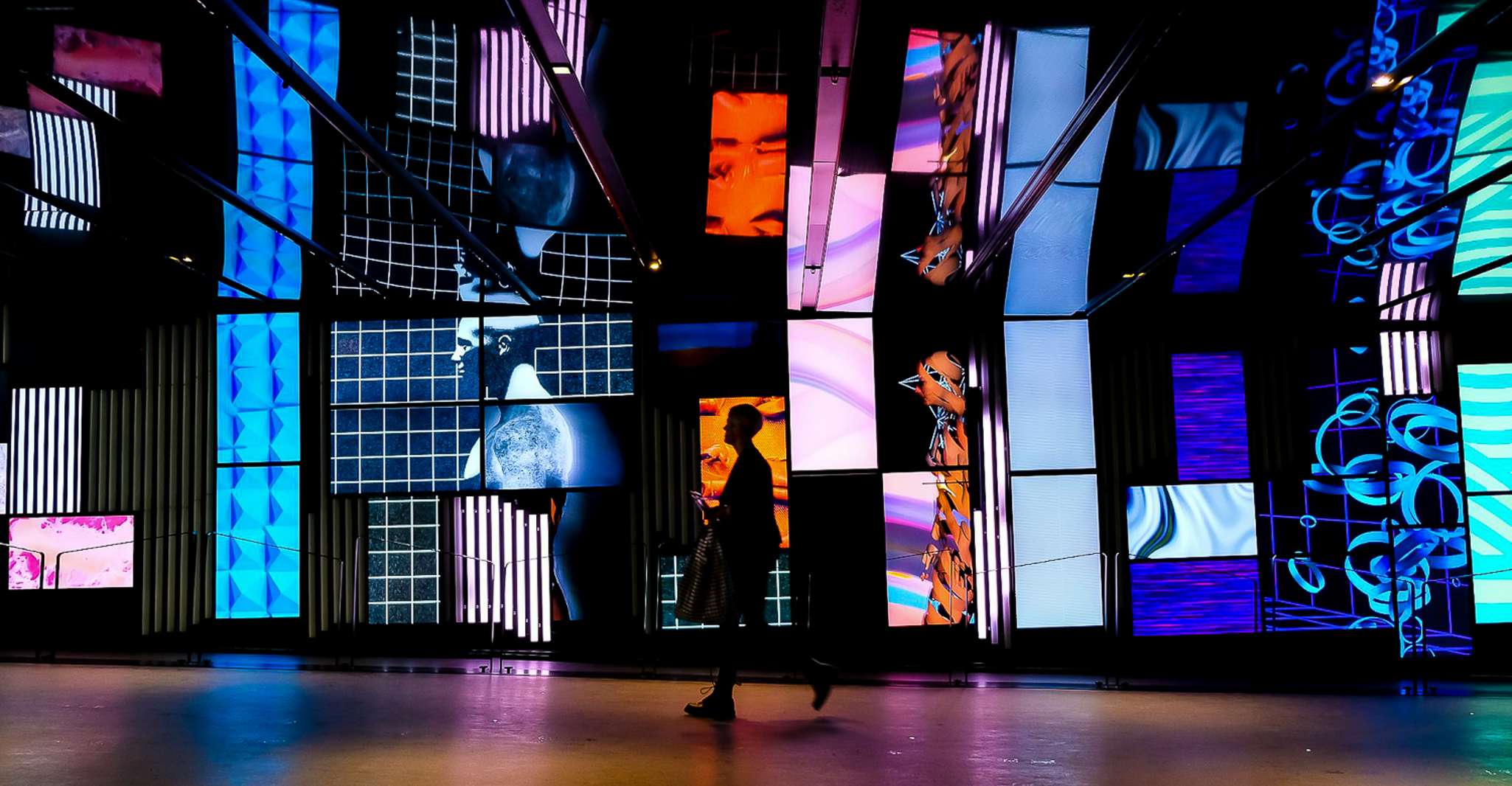 Montreal: RESO Underground City and Downtown Walking Tour photo 2