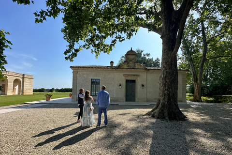 L&#039;ultimo tour dei vini di Bordeaux e del Medoc - VanIl tour del vino definitivo / 1855 castelli classificati - Van