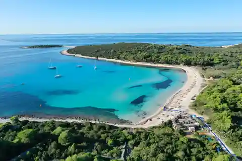 Z Zadaru: Prywatna wycieczka łodzią motorową po plaży Sakarun