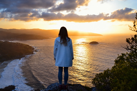 Bilbao: Sunset Sightseeing Tour and Local Food Tasting
