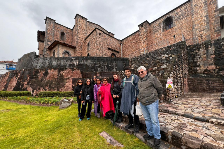 Cusco: City Tour Tour de Medio Día con Sacsayhuamán y Q’enqo Cusco: Morning City Tour with an Andean Dance Experience