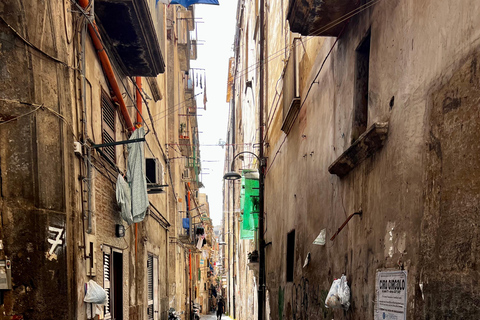 نابولي: جولة إرشادية في المركز التاريخي