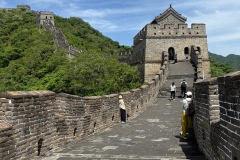 Beijing: Mutianyu Great Wall+Silk Factory Private Tour