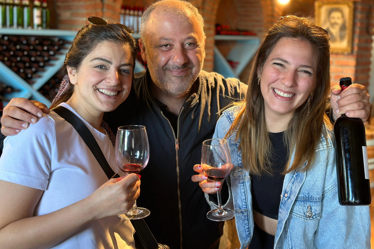 Tbilissi : Visite privée des vignobles de Kakheti avec déjeuner en famille