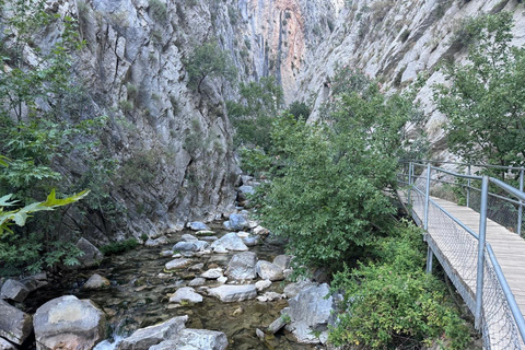 Seite zum Sapadere Canyon: Eine Reise durch die Natur