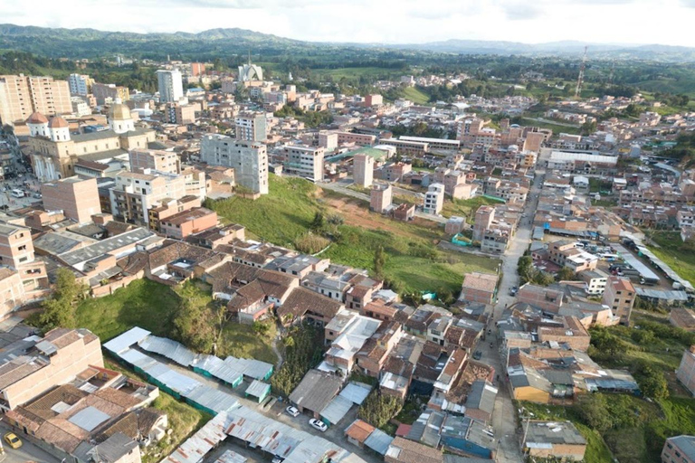 MEDELLIN: WYCIECZKA MLECZARSKA + SZWAJCARIA KOLUMBIJSKA