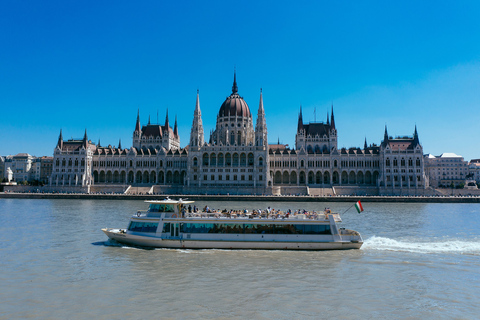 Budapest: Danube Sightseeing Cruise 24-Hour Ticket