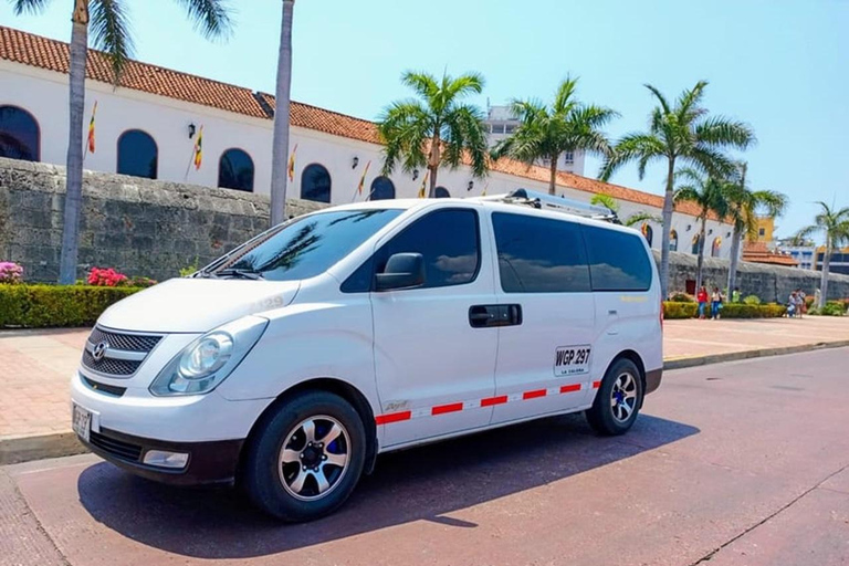 Cartagena: Transfer from the transport terminal to the hotel Transfer from the terminal - Hotels in La Boquilla